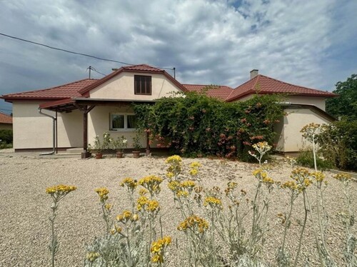 Bild 1 - In Keszthey ein gepflegtes 85m2 Haus mit 1424m2 Grund