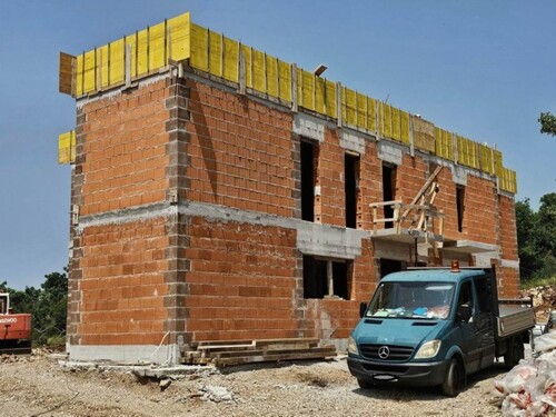 Bild 2 - 9 Zimmer Einfamilienhaus zum Kaufen in Selce Crikvenica