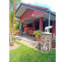 Haus mit Pool - 80.000,00 EUR Kaufpreis, ca.  90,00 m² Wohnfläche in Gonapinuwala (PLZ: 79395)