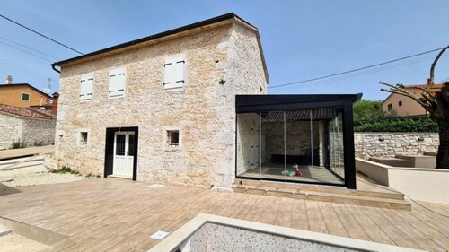 Bild 1 - Wunderschön renoviertes Steinhaus mit Fußbodenheizung