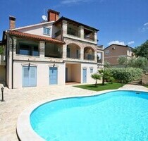 Schöne Wohnung mit Gemeinschaftpool und Garten - Porec