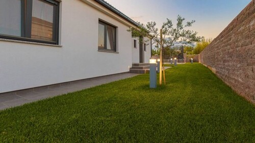 Bild 2 - 4 Zimmer Einfamilienhaus zum Kaufen in Pula