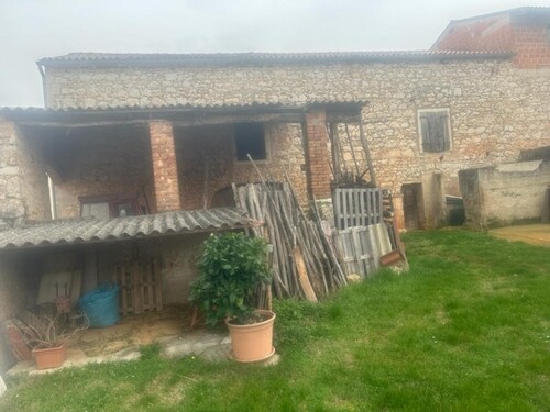 Bild 2 - 3 Zimmer Einfamilienhaus zum Kaufen in Brtonigla