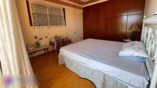 Bild 2 - 10 Zimmer Einfamilienhaus zum Kaufen in Nafpaktos