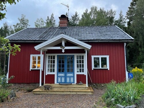 Bild 1 - Anwesen mit 2 Häusern und Wirtschaftsgebäuden