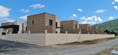 Bild 2 - 4 Zimmer Einfamilienhaus zum Kaufen in Danilovgrad