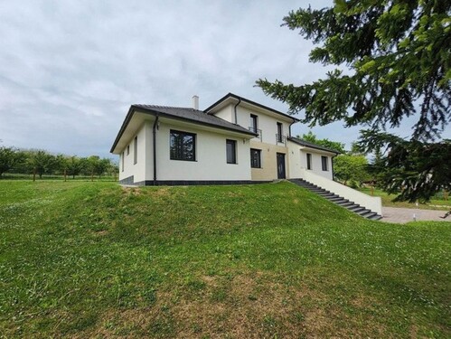 Bild 3 - 6 Zimmer Einfamilienhaus in Veszprémvarsány