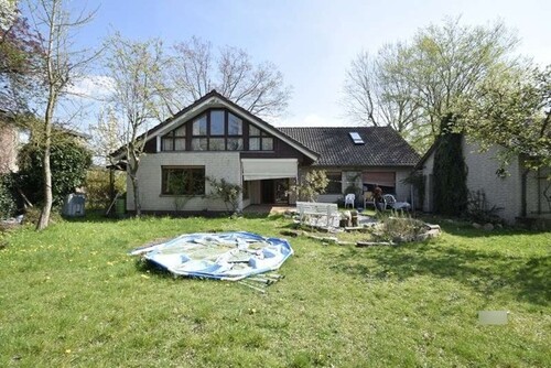 Bild 1 - Großes Ein-Zweifamilienhaus mitten im Zentrum von Kirchweyhe