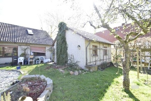 Bild 2 - 6 Zimmer Einfamilienhaus zum Kaufen in Weyhe