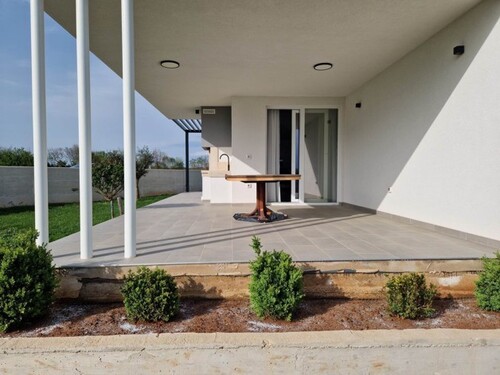 Bild 2 - 4 Zimmer Einfamilienhaus zum Kaufen in Pula