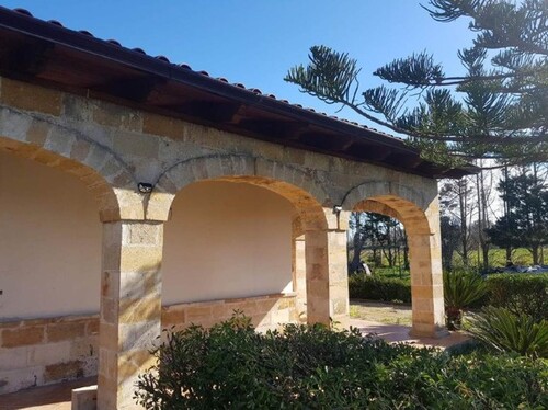 Bild 3 - 5 Zimmer Einfamilienhaus in Torchiarolo