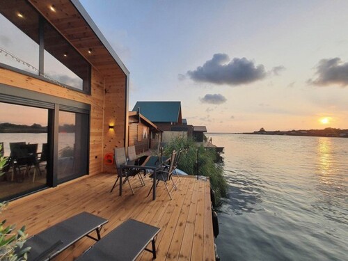 Bild 1 - Neues Flusshaus am Strand 2 Doppelhaushälften