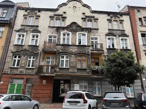 Bild 2 - 40 Zimmer Einfamilienhaus zum Kaufen in Chorzów