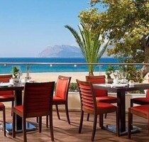 Hotel am Meer in Rio Patras - 21.000.000,00 EUR Kaufpreis, ca.  1,00 m² Wohnfläche in Patras (PLZ: 26500)