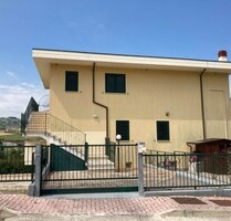 Appartamento in vendita a Pineto