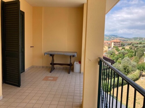 Bild 3 - 1 Zimmer Etagenwohnung in Pineto