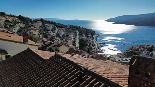 Bild 1 - Luxuswohnung mit Meerblick separater Zugang privater Garten