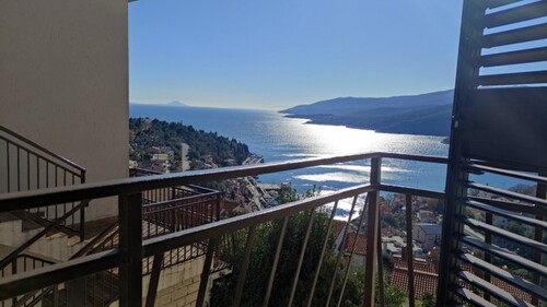 Bild 3 - 4 Zimmer Etagenwohnung in Labin