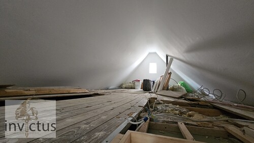 Spitzboden - 