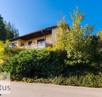 Geräumiges EFH mit tollem Blick über Roigheim, mit Garten, Terrasse, Balkon und Garage - sofort frei - Roigheim / Mühlbacher Höfe
