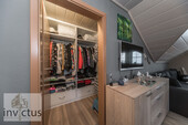 Ankleide (Zugang vom Schlafzimmer) - 