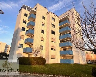 Rundum perfekt: Moderne 2-Zimmer-Wohnung mit Traumblick über Besigheim & Garage