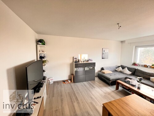 Wohnzimmer - 2 Zimmer Etagenwohnung zur Miete in Besigheim