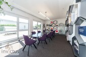 Besprechung - 