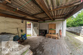 Lager u. Parkplatz - 