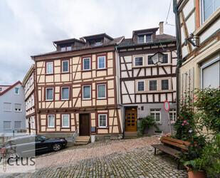 Historischer Charme trifft moderne Technik – Kapitalanlage im Zentrum von Bad Wimpfen