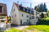 Rückansicht mit Garten - 
