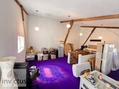 Zimmer über Garagenbau - 