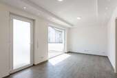 Gewerbe Bereich - 9 Zimmer Zweifamilienhaus in Hamm