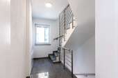 Treppenhaus 1.OG - 