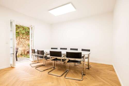 Konferenzraum - 3 Zimmer Erdgeschoßwohnung zum Kaufen in München