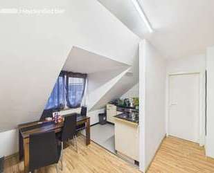 Attraktive DG-Wohnung mit solider Vermietung - 2-Zimmer-Wohnung in Augsburg Lechhausen