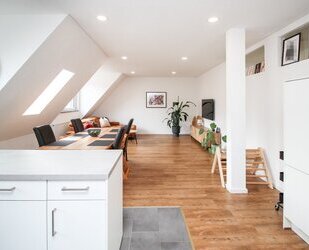 Modernisierte 4-Zimmer-Wohnung mit Einbauküche in Oberndorf a. N.