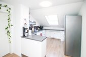 Küche - 2 Zimmer Dachgeschoßwohnung in Oberndorf