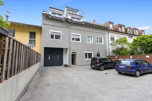 Ansicht Rückgebäude - 47 Zimmer Mehrfamilienhaus, Wohnhaus zum Kaufen in München