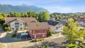 Luftansicht - 8 Zimmer Mehrfamilienhaus, Wohnhaus zum Kaufen in Übersee