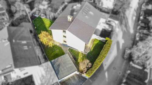 Luftbild - 5 Zimmer Doppelhaushälfte zum Kaufen in München