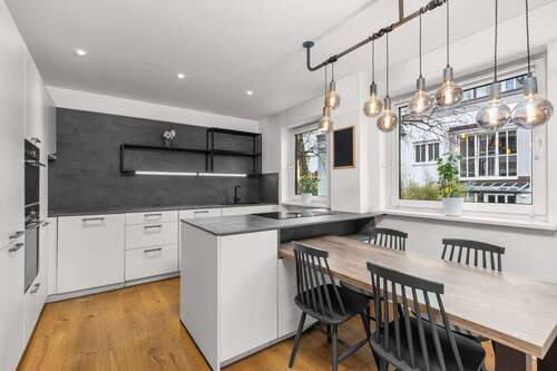 Moderne Einbauküche - 3 Zimmer Hochparterre zur Miete in München