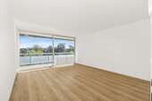 Wohnzimmer - 2 Zimmer Appartement zum Kaufen in München