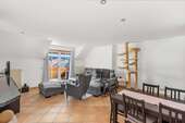 Wohnzimmer - Gemütliche Maisonette-Wohnung in ruhiger Lage