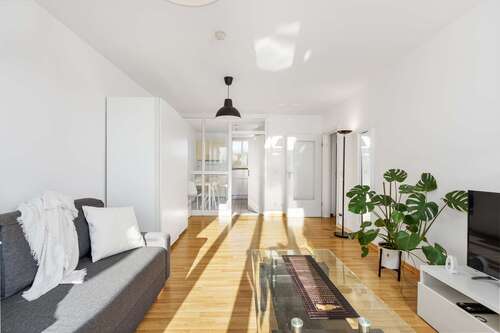 Helle Verglasung zur Küche - 