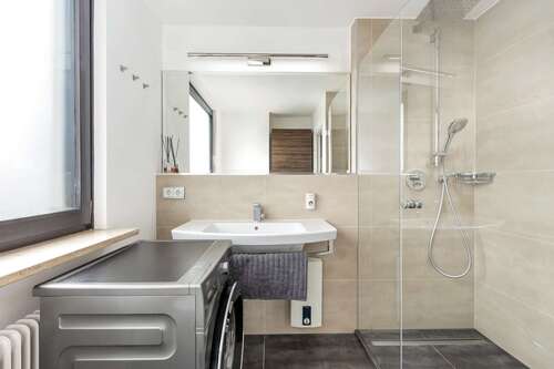 Modernisiertes Badezimmer - 