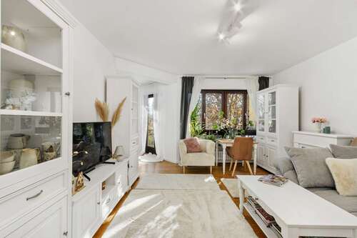 Einladender Wohnbereich - Appartement mit 90,40 m&sup2; in Zorneding zum Kaufen