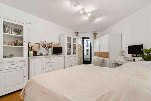 mit Zugang z. Nord-Balkon - 