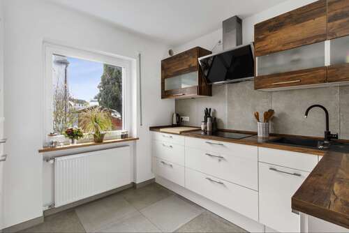 Küche - 4- Zimmerwohnung mit 108,00 m² in Geisenfeld zur Miete