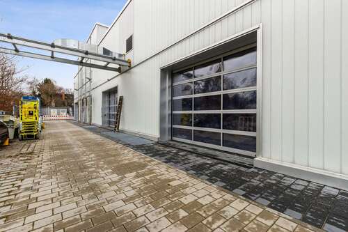 Zufahrt - Produktionshalle in Ismaning zur Miete